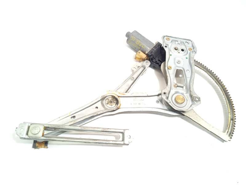 ELEVALUNAS DELANTERO DERECHO A1638202842 A1637201246