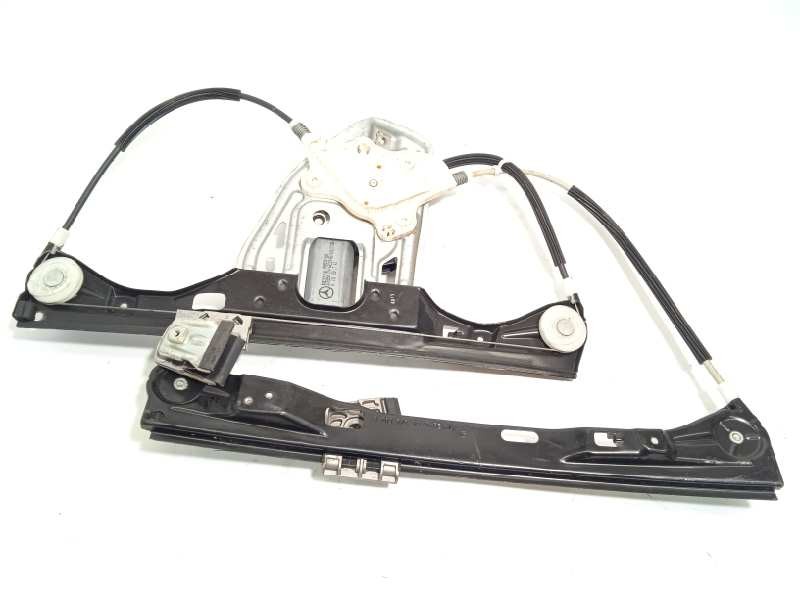 ELEVALUNAS DELANTERO DERECHO A2037203846 A2118201742