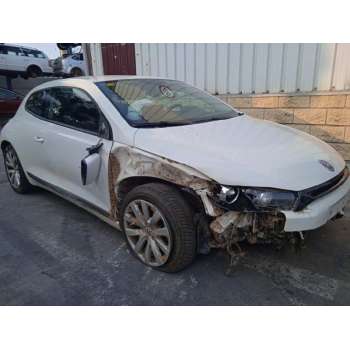 VOLKSWAGEN SCIROCCO (137)