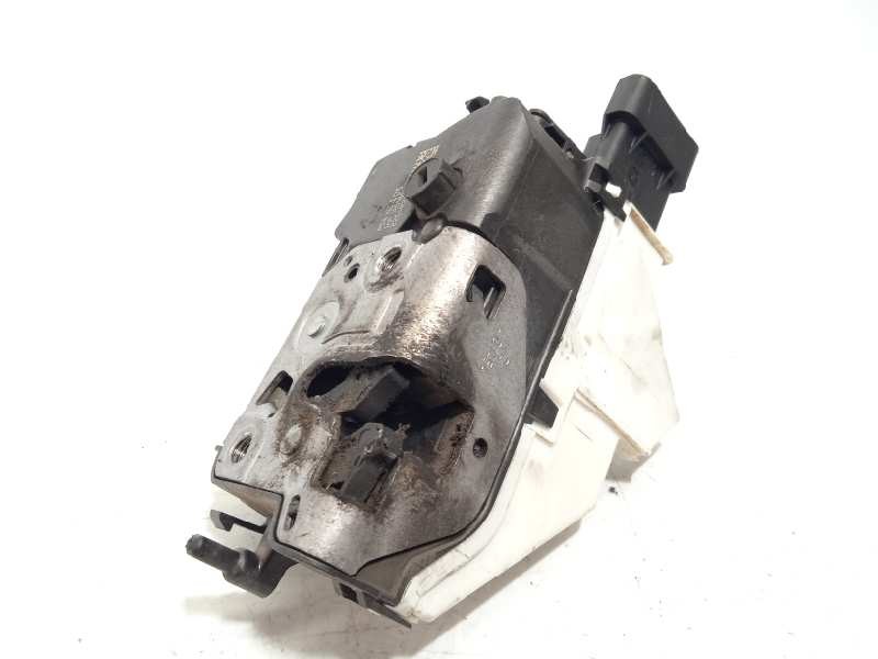 CERRADURA PUERTA DELANTERA DERECHA 828405 9135EA