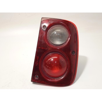 PILOTO TRASERO DERECHO AMR4003 