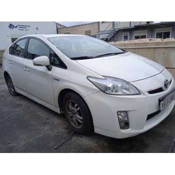TOYOTA PRIUS (NHW30)