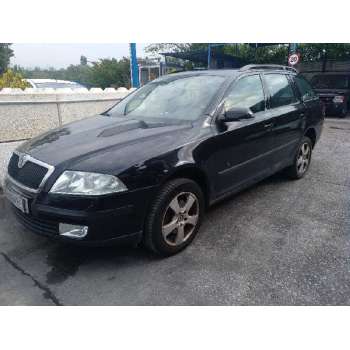 SKODA OCTAVIA BERLINA (1Z3)