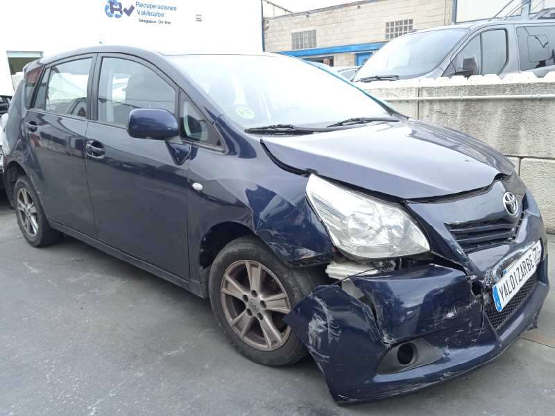 TOYOTA VERSO