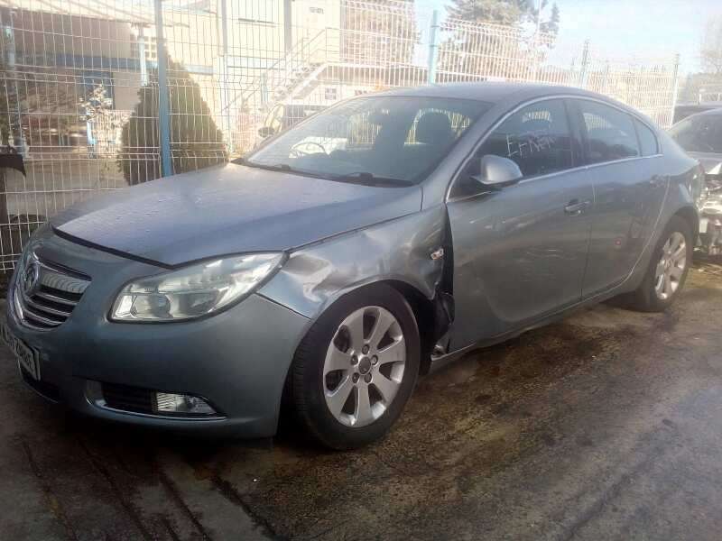 OPEL INSIGNIA BERLINA