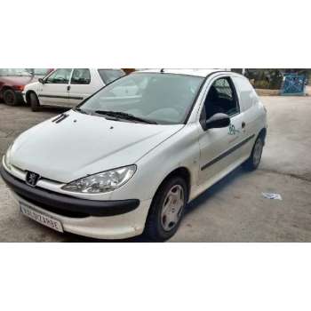 PEUGEOT 206 BERLINA