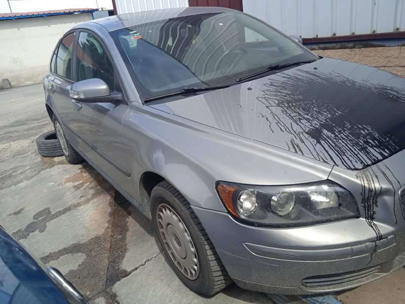 VOLVO S40 BERLINA