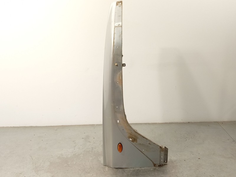 ALETA DELANTERA DERECHA 5182106100 