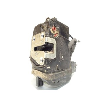 Recambio de cerradura puerta trasera derecha para kia sportage drive 4x2 referencia OEM IAM 814203U000  