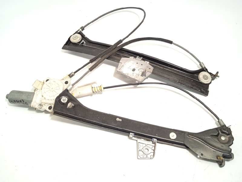 ELEVALUNAS DELANTERO DERECHO A2308200942 2308200942