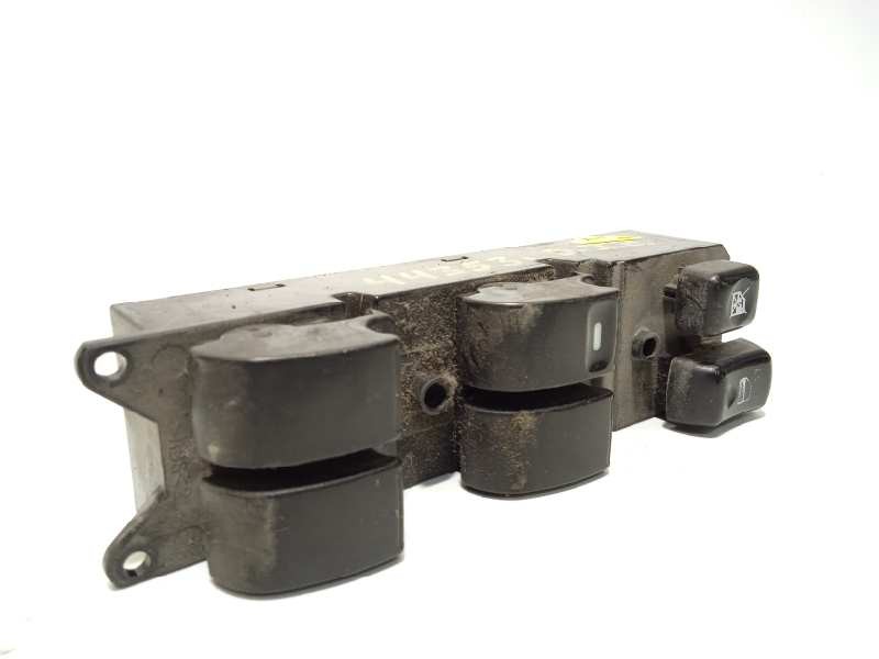 MANDO ELEVALUNAS DELANTERO IZQUIERDO 8608A185 