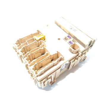 CAJA RELES / FUSIBLES 8273012X80A 