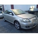 TOYOTA AVENSIS BERLINA (T25)