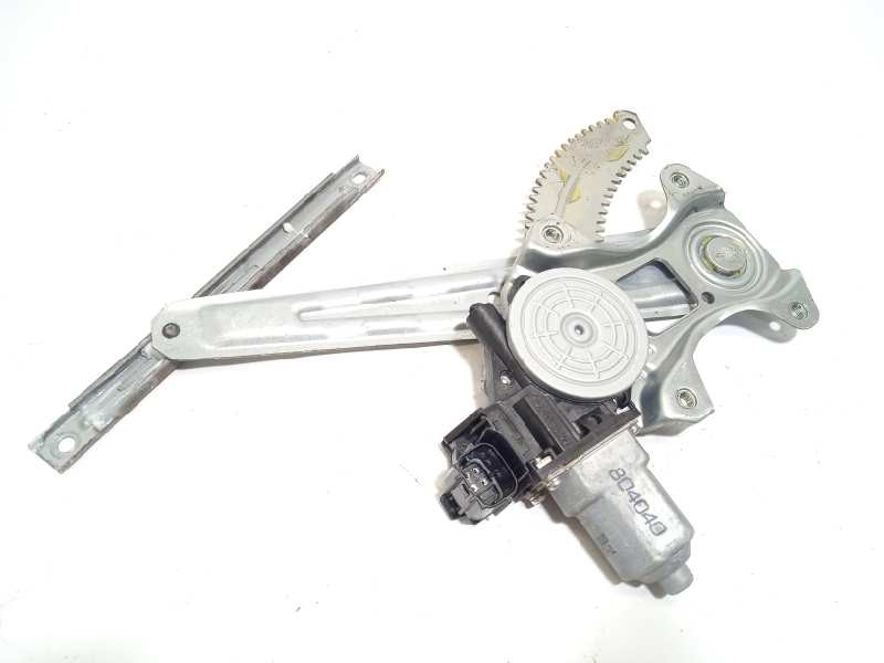 ELEVALUNAS TRASERO DERECHO 82731CV01C 827201KA1C