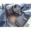 toyota avensis berlina (t25) del año 2006