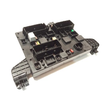 CAJA RELES / FUSIBLES 13368651 365927271