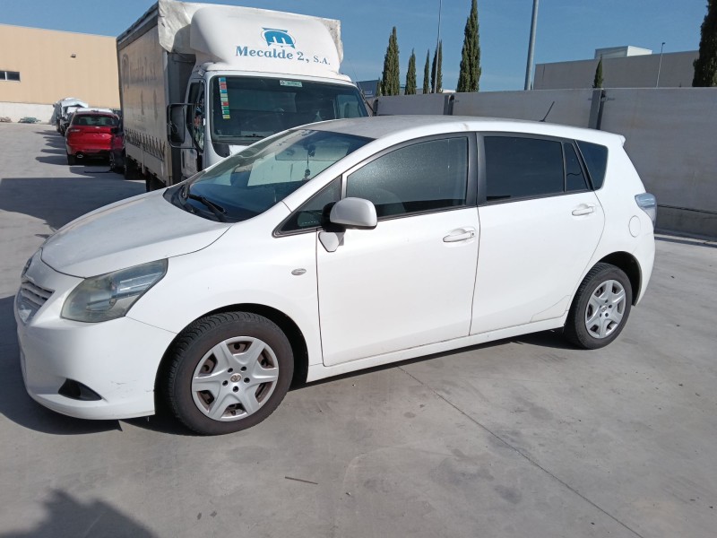 TOYOTA VERSO (_R2_)