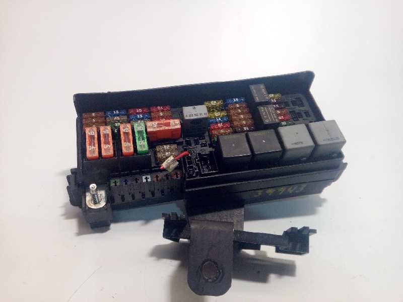 CAJA RELES / FUSIBLES A1645402372 