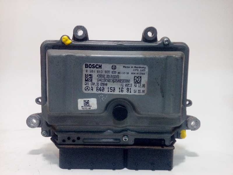CENTRALITA MOTOR UCE A6401501691 0281013965