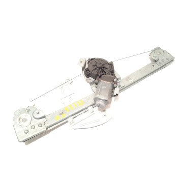 ELEVALUNAS DELANTERO DERECHO 698100H020 