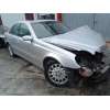 mercedes-benz clase e (w211) berlina del año 2004