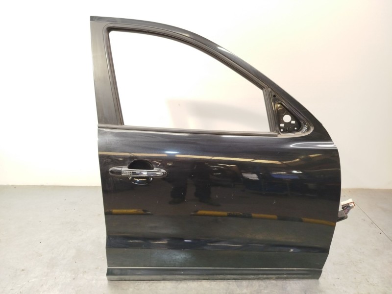 PUERTA DELANTERA DERECHA 760042B030 