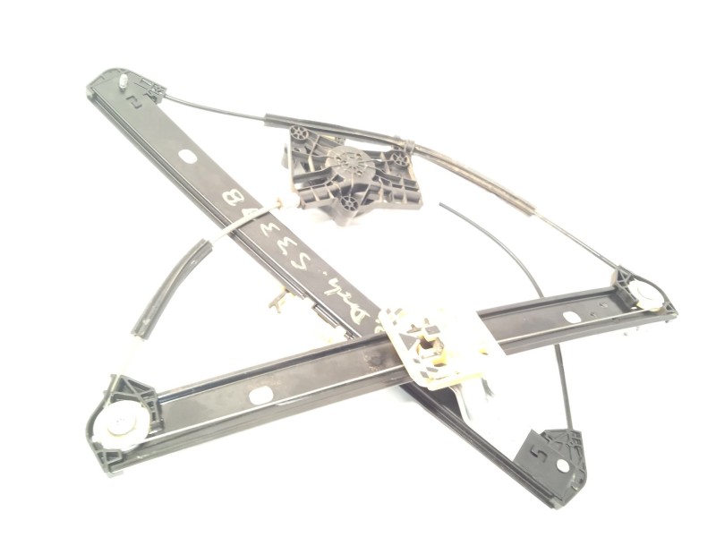 ELEVALUNAS DELANTERO DERECHO 81A837462 5Q0959801B 