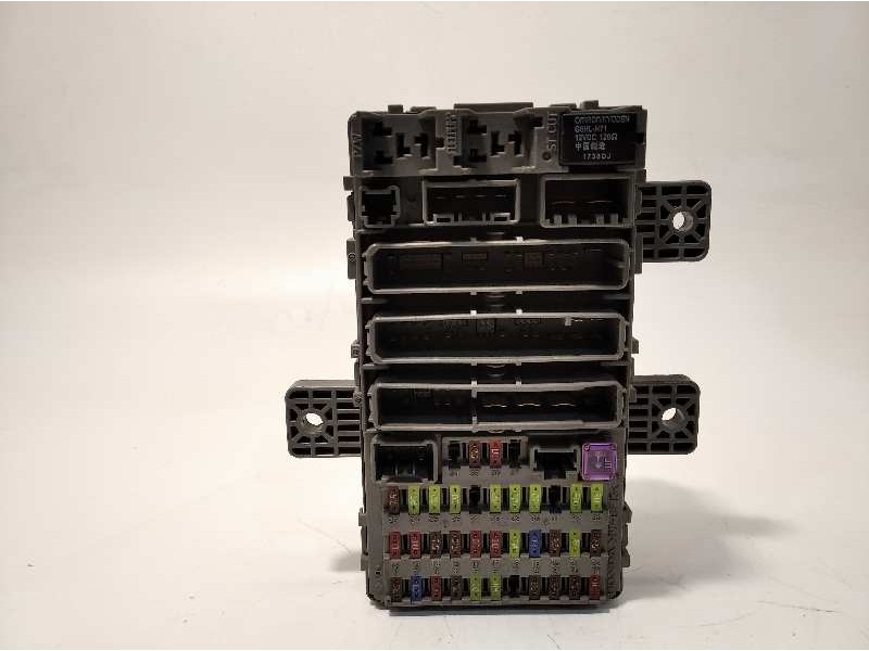 CAJA RELES / FUSIBLES SMGG041 