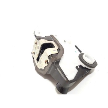 Recambio de cerradura puerta delantera derecha para toyota yaris 1.0 cat referencia OEM IAM 690300D540  