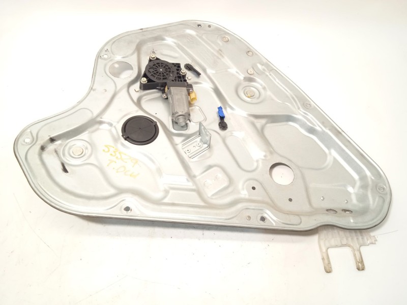 ELEVALUNAS TRASERO DERECHO 834812L010 834602L000 