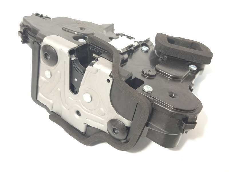 CERRADURA PUERTA DELANTERA DERECHA 10B837016 