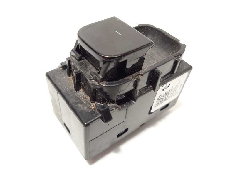 MANDO ELEVALUNAS DELANTERO DERECHO 108103801E 