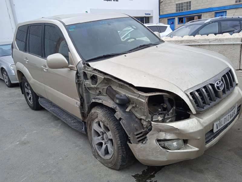 TOYOTA LAND CRUISER (J12)