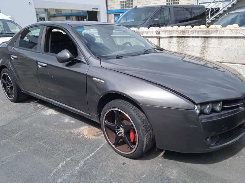 ALFA ROMEO 159 (140)