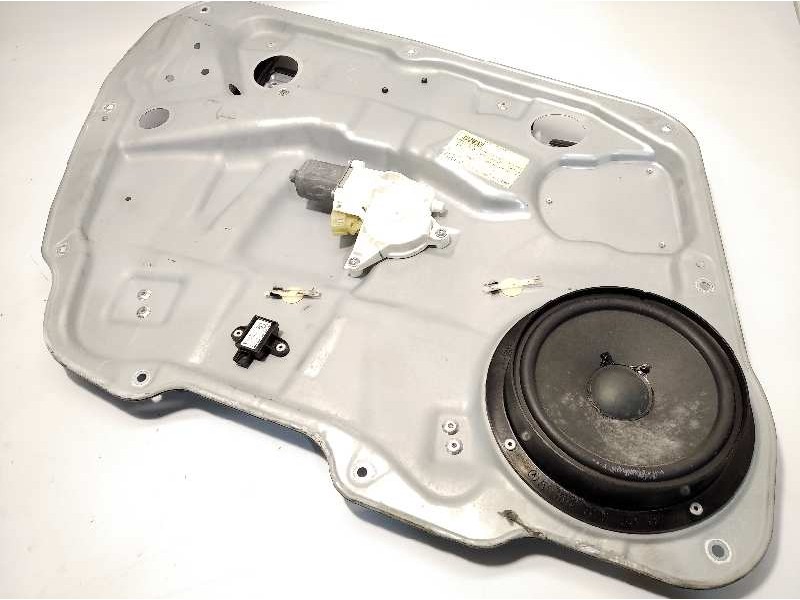 ELEVALUNAS DELANTERO IZQUIERDO A2518200742 A1647201579