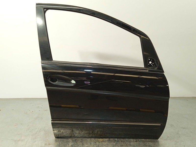 PUERTA DELANTERA DERECHA A1697201805 