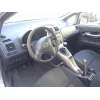 toyota auris del año 2007