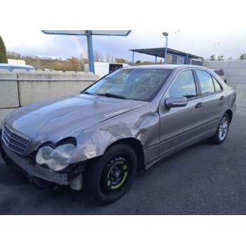 MERCEDES-BENZ CLASE C (W203) BERLINA