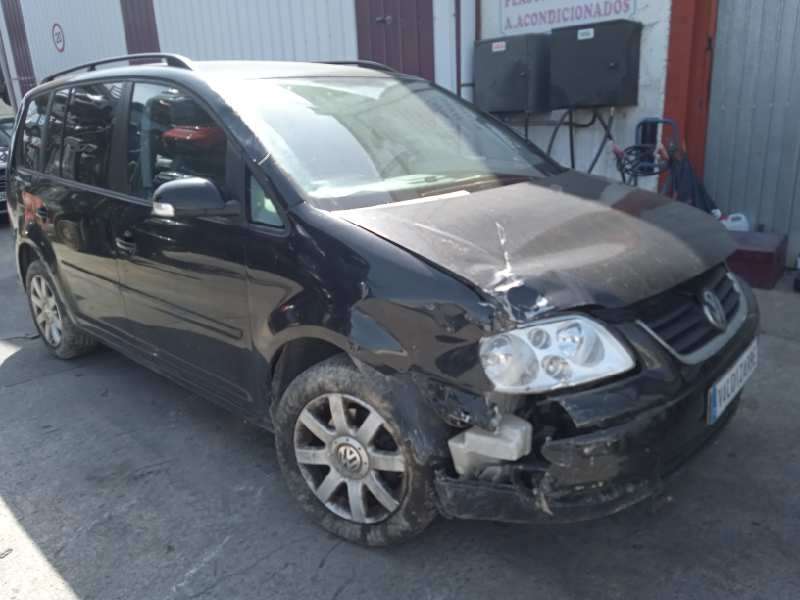VOLKSWAGEN TOURAN (1T1)
