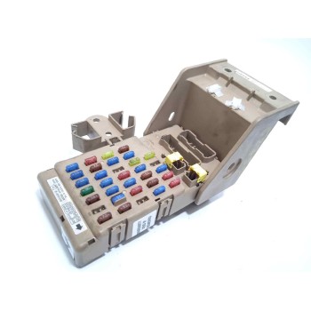 CAJA RELES / FUSIBLES 82201FG010 