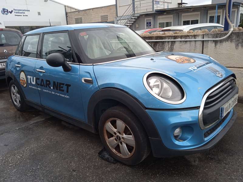 MINI MINI (F55)