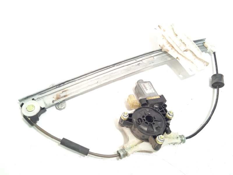 ELEVALUNAS DELANTERO IZQUIERDO 82450G6000 