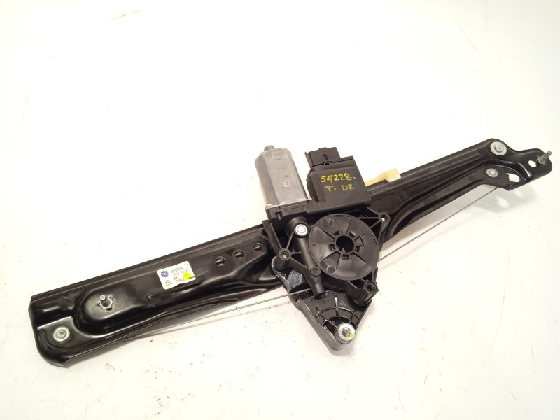 ELEVALUNAS TRASERO DERECHO 39187594 20200909