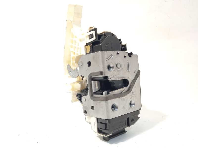 CERRADURA PUERTA DELANTERA IZQUIERDA A1667200135 