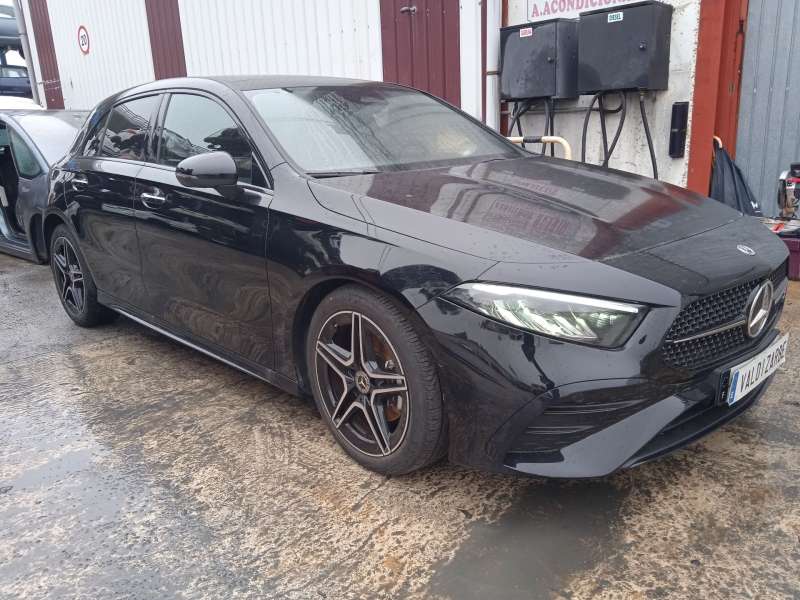 MERCEDES-BENZ CLASE A (W177)