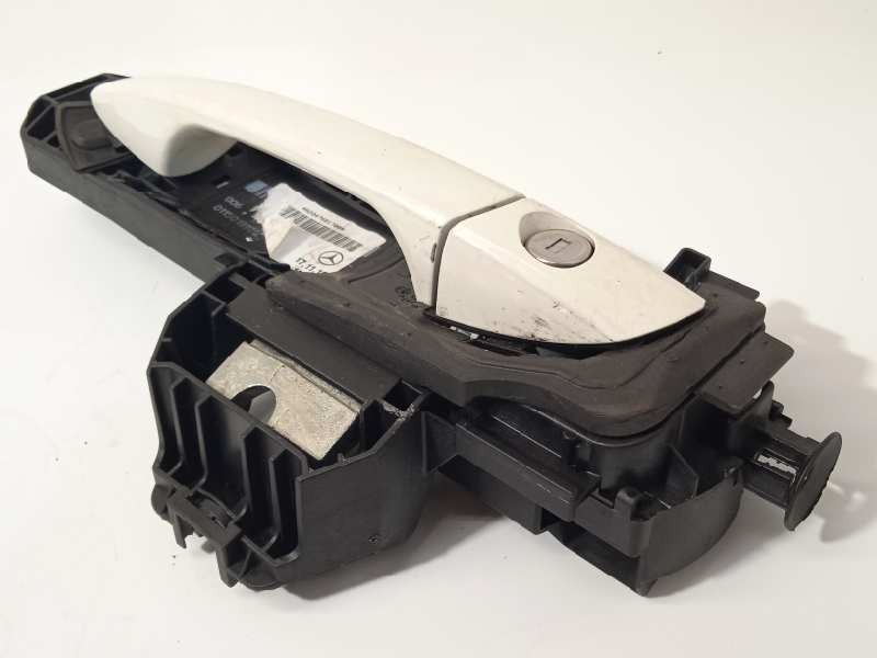 MANETA EXTERIOR DELANTERA IZQUIERDA A2047601700 2047601700