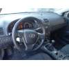 toyota avensis (t27) del año 2011
