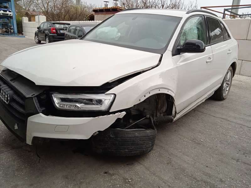 AUDI Q3 (8UG)
