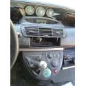 PEUGEOT 807
