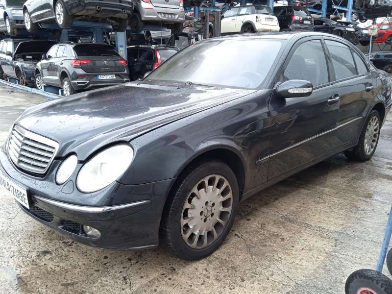 MERCEDES-BENZ CLASE E (W211)